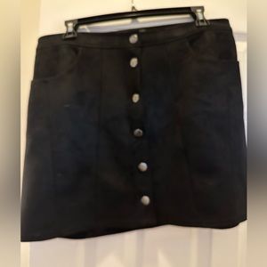 Express black faux suede button down skirt